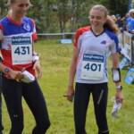 Dagens segrare i D18 -- Hana Vitkova, TJ Spartak první brněnská, vann masstarten sju sekunder före ULSM-mästarinnan Frida Hjerne, Tumba-Mälarhöjden.